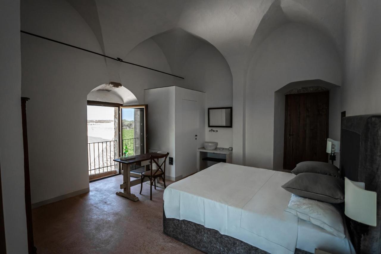 Masseria Torleanzi Wine Relais 산 피에트로 베노티코 외부 사진